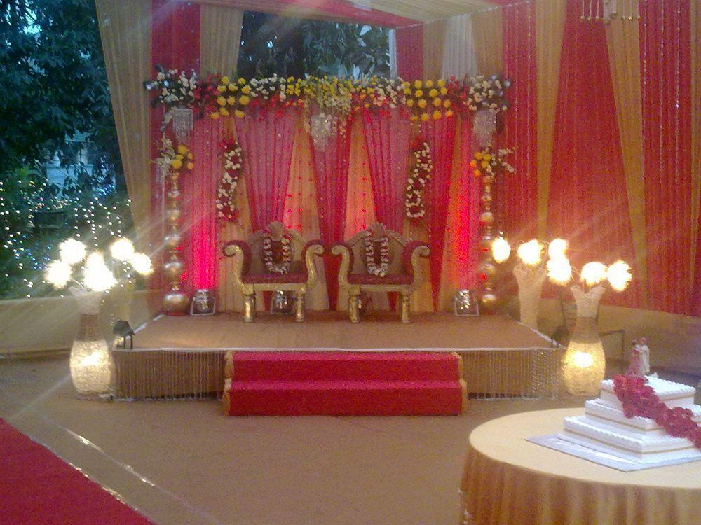 Landmark Hotels Guwahati Buitenkant foto